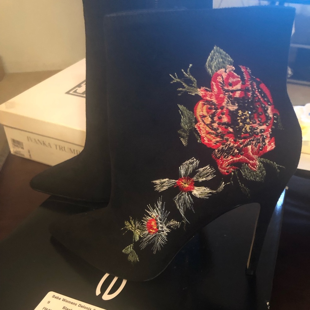 New Bebe Ankle Boots 🔥 🔥